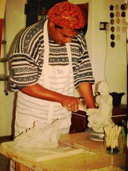 Stitou Abde dans son atelier